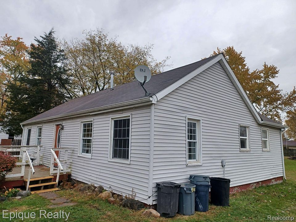 1st image of 1916 Leland Rd