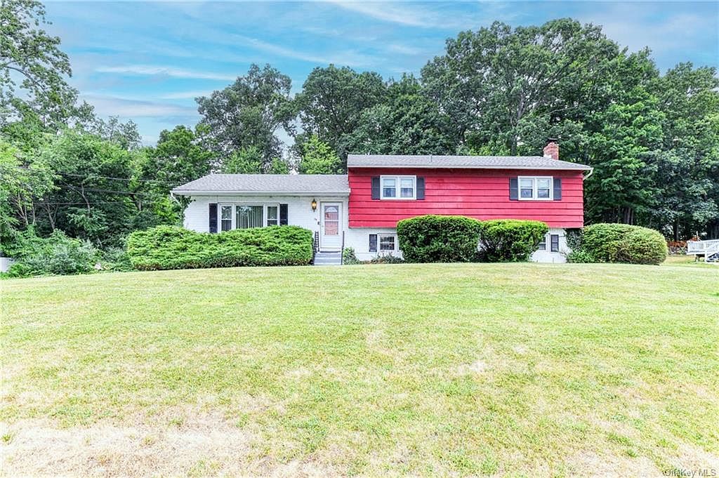 28 Continental Drive, New Windsor, NY 12553 Zillow