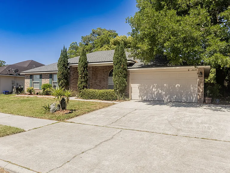 2034 Belhaven Dr — Photo 16