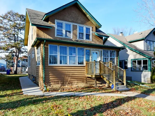 1369 Searle St, Saint Paul, MN 55130
