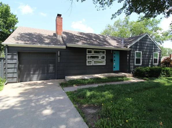5739 Beverly Ln, Mission, KS 66202