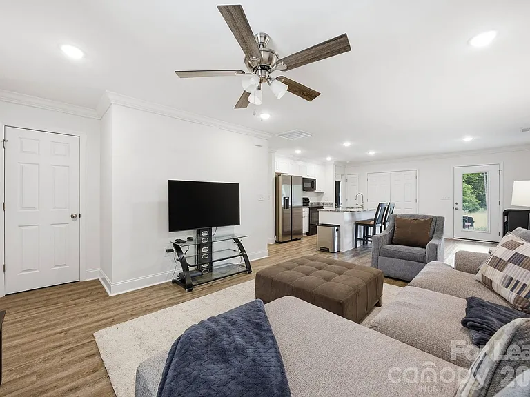 53 Travora Cir — Photo 19
