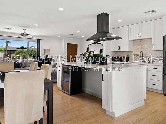 5th image of 8631 E Jackrabbit Rd