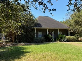 41003 Holland Rd, Ponchatoula, LA 70454