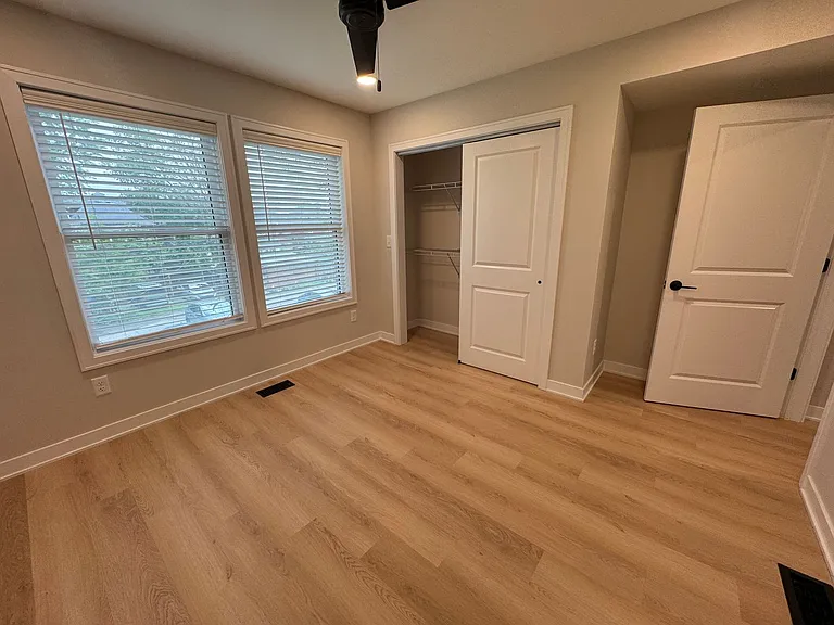 1234 & 1236 Summit St EMP — Photo 20
