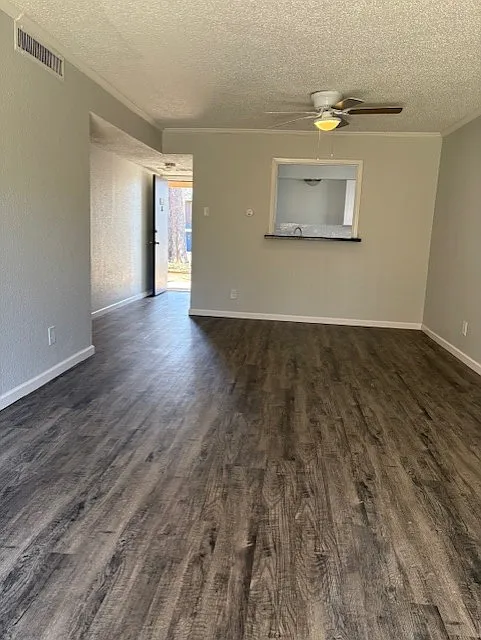 1 bed, 650 sqft, $1,099 — Photo 4