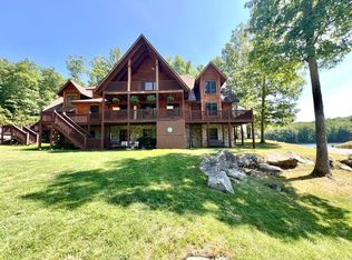 271 Lakeside Dr, Daniels, WV