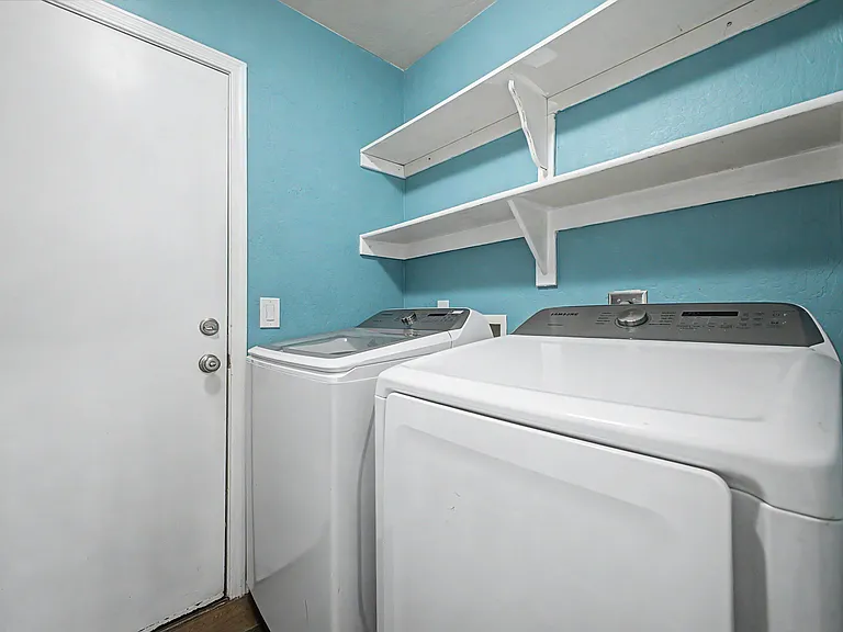 6647 W Tonopah Dr — Photo 13