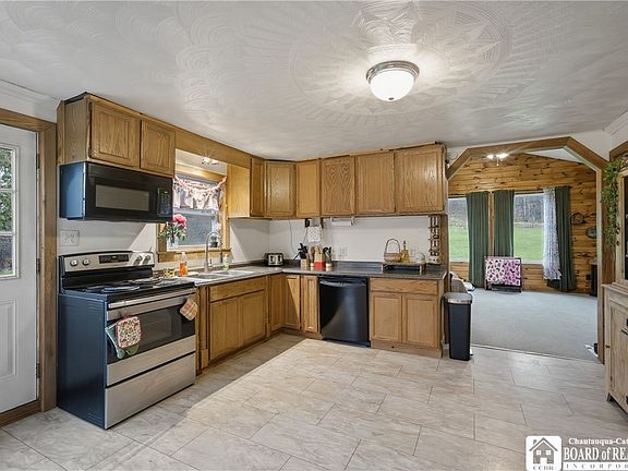4th image of 2743 Riverside Rd