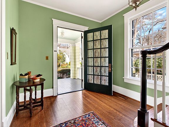 5th image of 120 Forest Rd