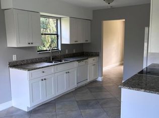 8760 Lyndall Ln, West Palm Beach, FL 33403