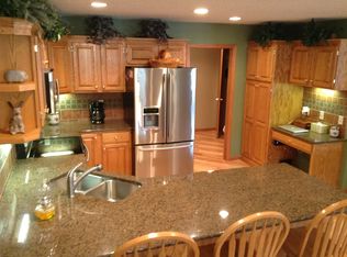 929 Fairchild Dr, River Falls, WI 54022