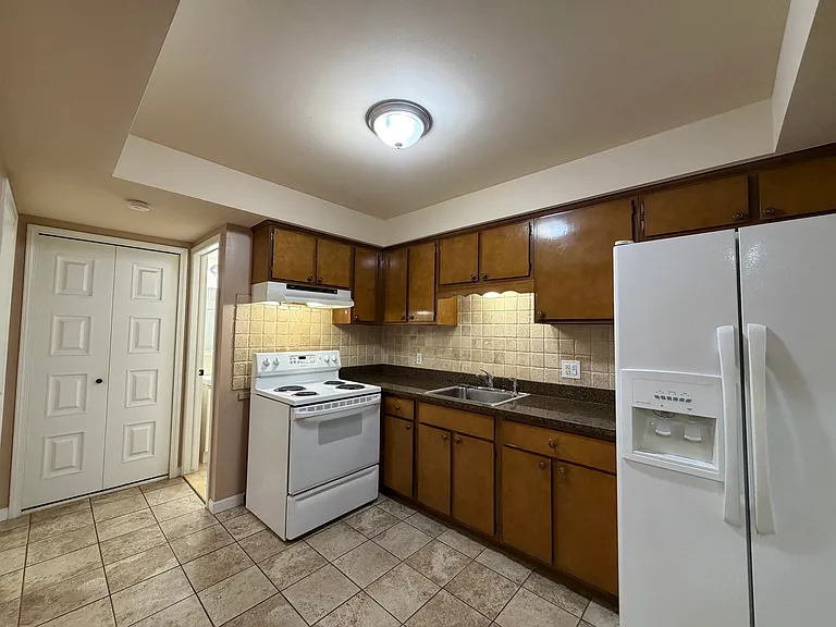 29852 City Center Dr #3 — Photo 12