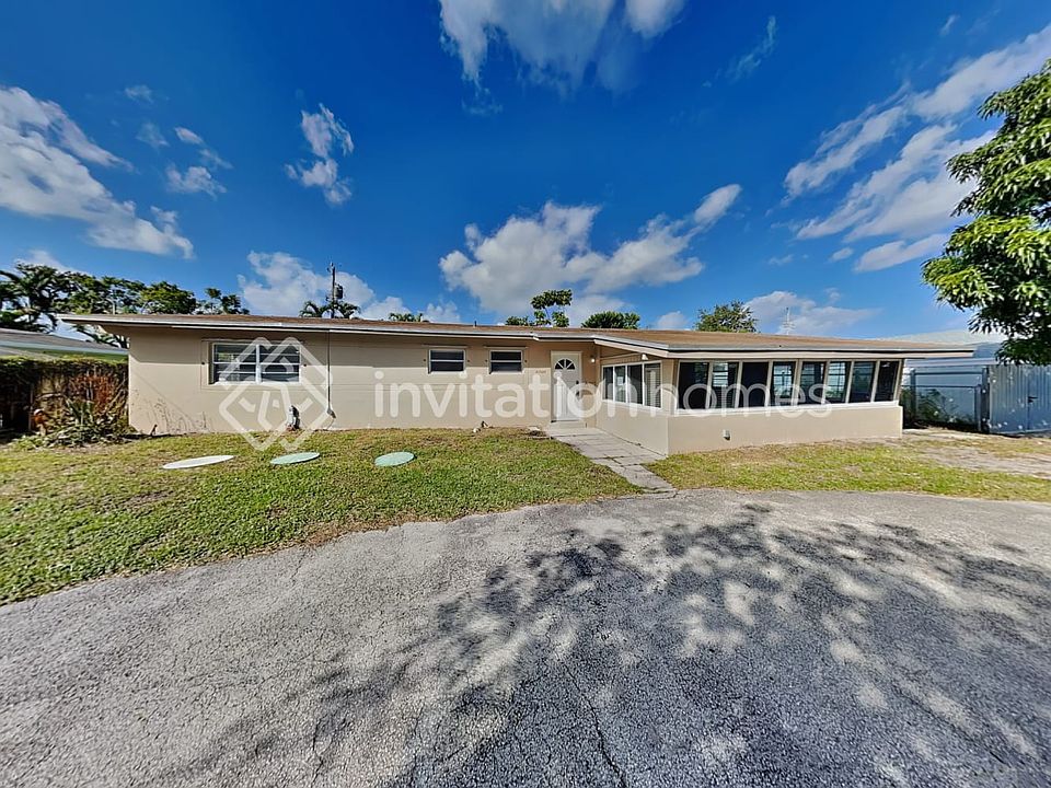 1st image of 21020 NE 26th Ave