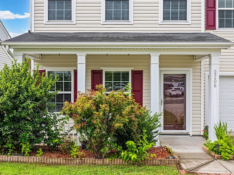 2206 Durand Rd — Photo 3