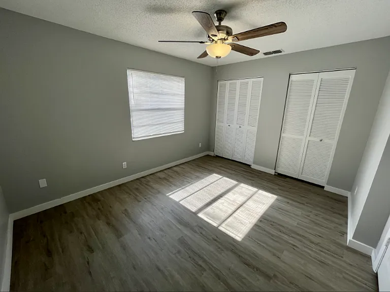 Temple Terrace Townhomes — Photo 9