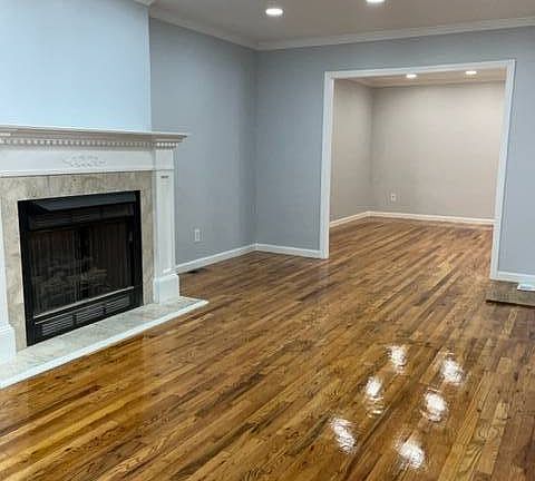 3rd image of 1020 Bay 32 St #32