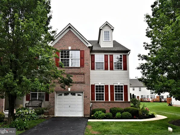 316 Wheatfield Cir, Hatfield, PA 19440