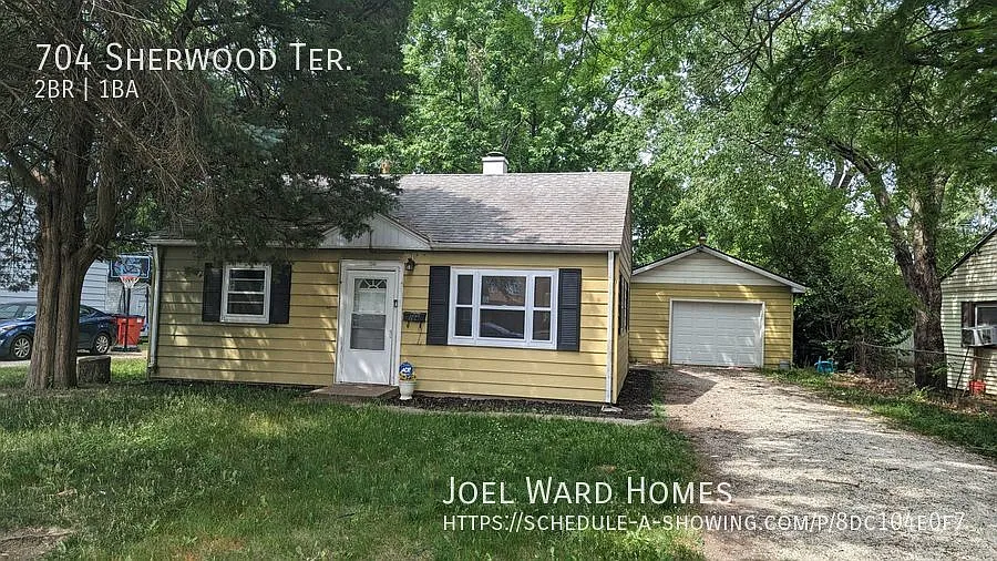 704 Sherwood Ter photo 1