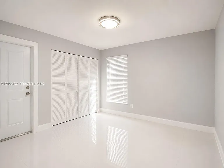 1104 SW 118th Ct #1104 — Photo 3