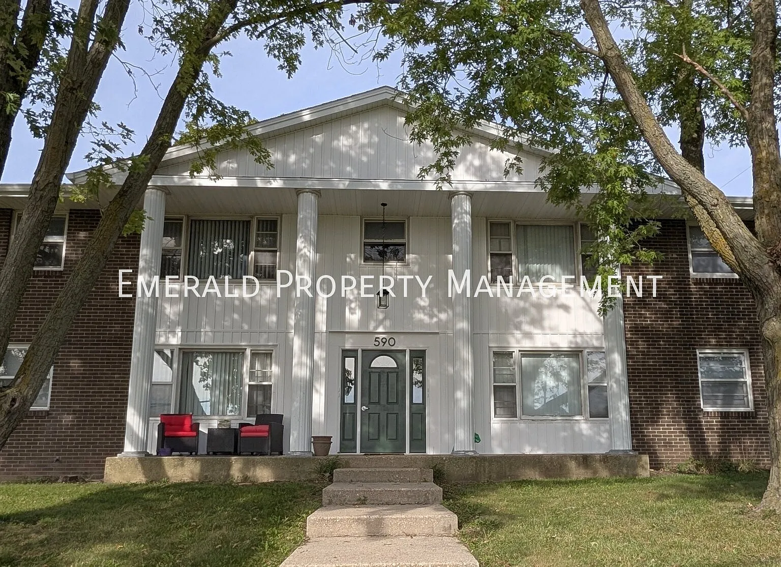 2 bed, $1,350 — Photo 1
