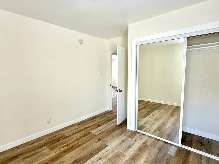 1119 N Genesee Ave #3 — Photo 11