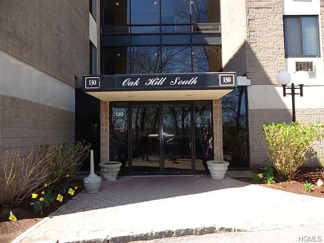 1st image of 130 Colonial Pkwy APT 3J