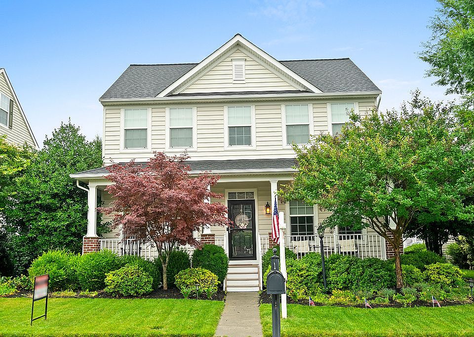 1st image of 107 Sawtooth Dr