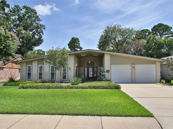 10307 Knoboak Dr, Houston, TX 77043