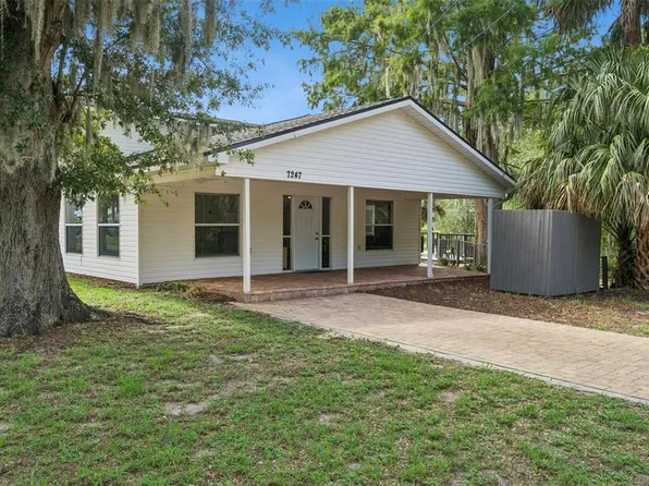 7247 Treasure Island Rd, Leesburg, FL 34788