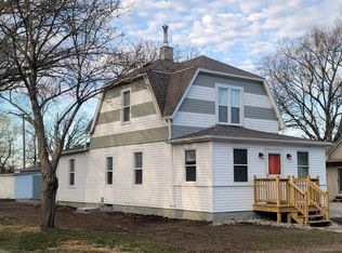 105 W 1st St, Malvern, IA 51551