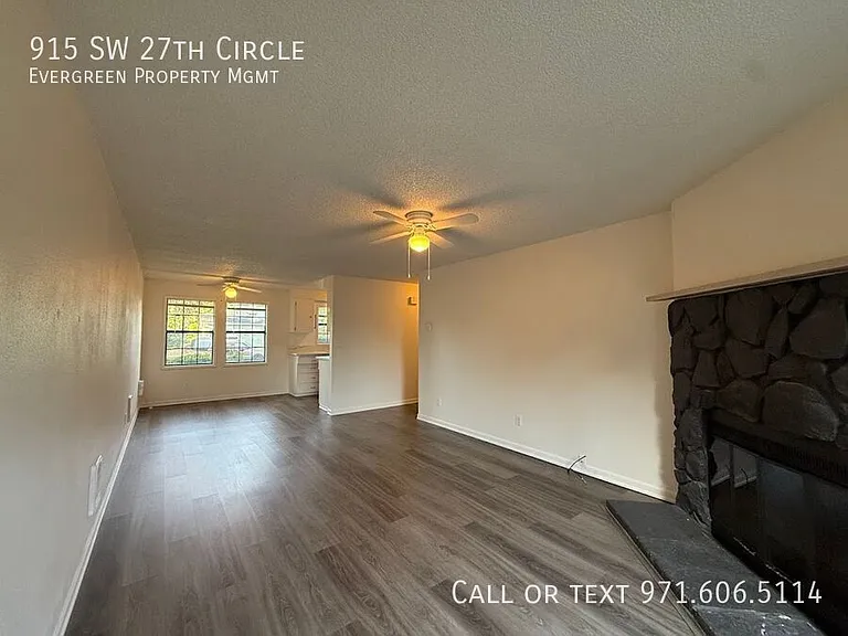 915 SW 27th Cir — Photo 10