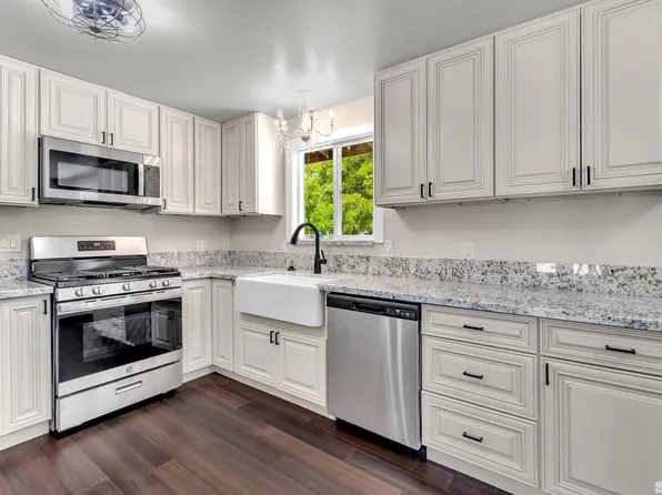4090 Capitol View Dr, Carson City, NV 89701