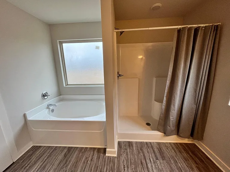 5755 Cheshire Cove Cir — Photo 8