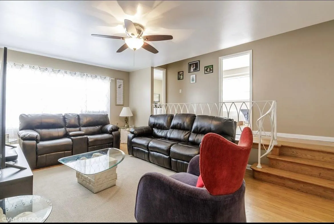 681 Beau Ct — Photo 3
