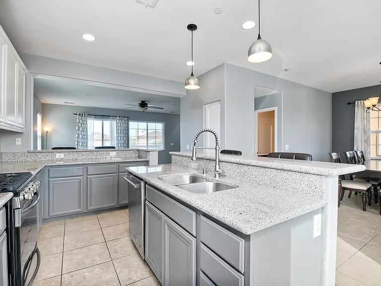 357 Steelhead Way — Photo 7
