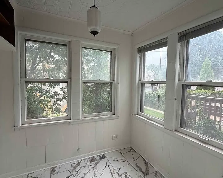 3342 N Whipple St #1 — Photo 8