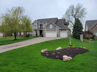 55 Ginger Woods Rd, Valley, NE 68064