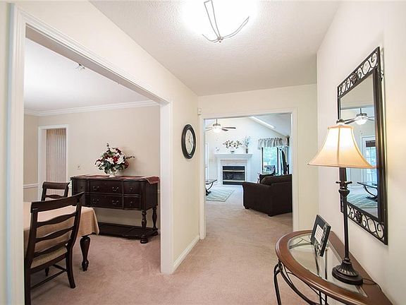 3rd image of 9252 Eastwind Dr