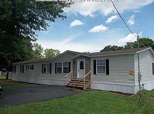 4358 Lower Falls Rd, Saint Albans, WV 25177
