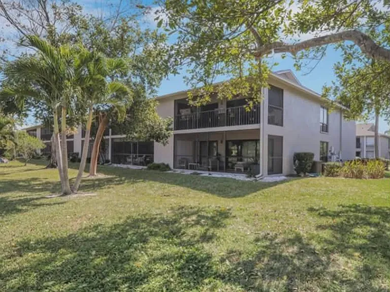 1211 Commonwealth Cir #C-201 — Photo 16