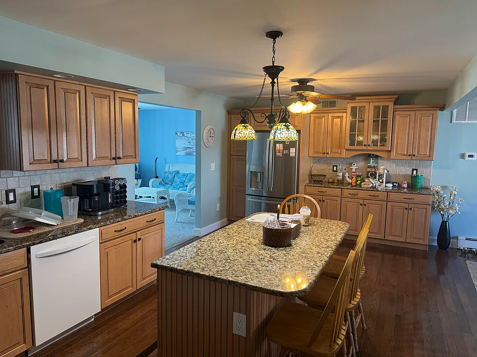 1845 Ensign Ct