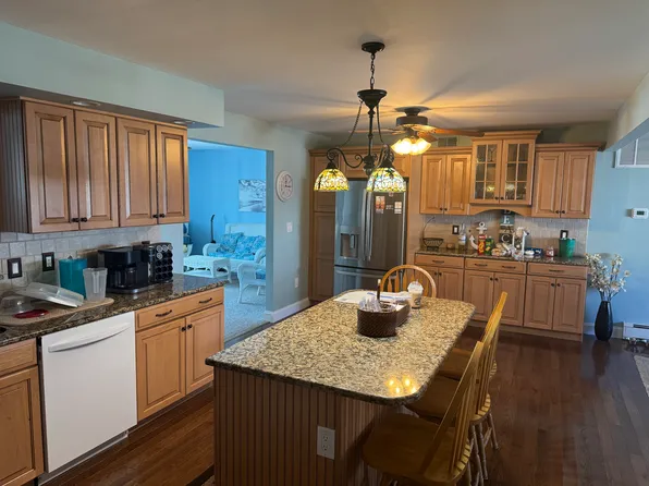 1845 Ensign Ct, Toms River, NJ 08753
