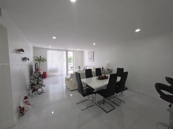 6970 NW 186th St APT 3-307, Hialeah, FL 33015