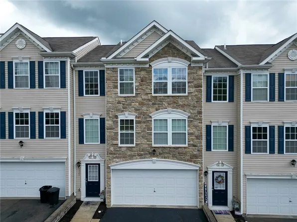 2905 Canterbury Dr, Imperial, PA 15126