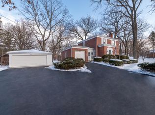 351 N Wood Dale Rd, Addison, IL 60101