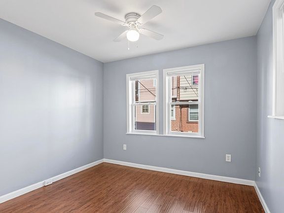 4th image of 1911 72nd Ave Floor 1