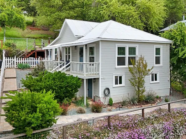 70 Greenstone Ter, Sutter Creek, CA 95685