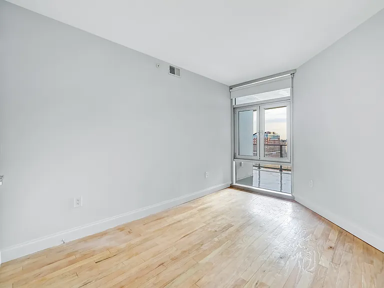 1701 Park Ave #908 — Photo 26