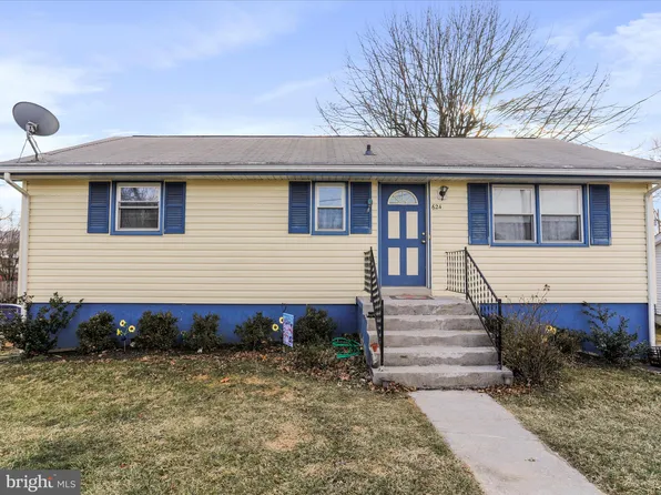624 W 13th St, Front Royal, VA 22630